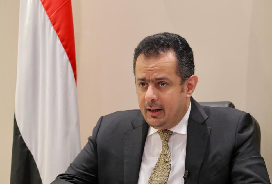 الحكومة اليمنية تدعو الى تعزيز صمود الجبهات امام العمليات الانتحارية لميليشيا الحوثي