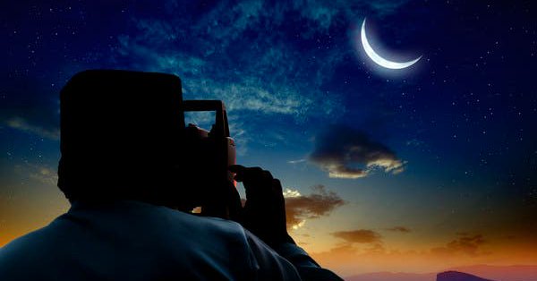 مركز الفلك الدولي يكشف عن موعد عيد الفطر حول العالم 