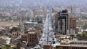 الحوثيون يغلقون أهم الأسواق والشوارع الحية في العاصمة صنعاء بذريعة كورونا(الاسماء)
