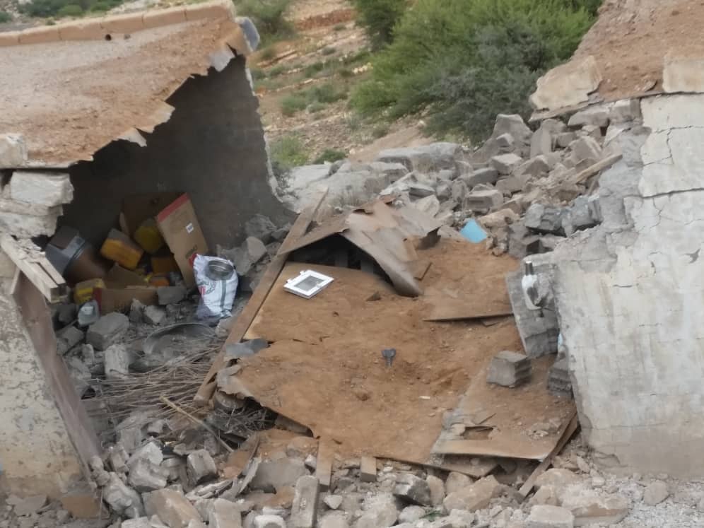 الحوثيون يقصفون بالمدفعية الثقيلة منازل المواطنين شمالي الضالع 