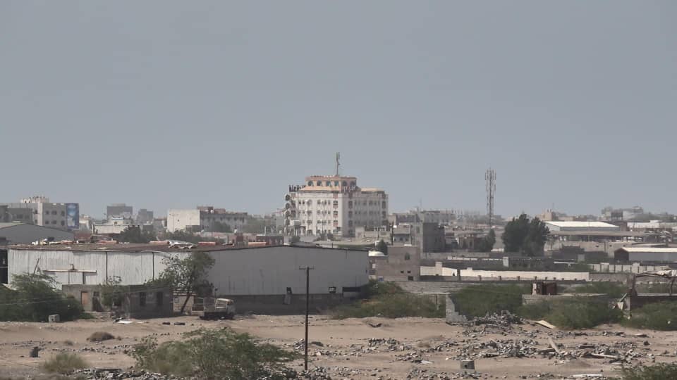الحوثيون يستحدثون تحصينات دفاعية تحت الأرض في الحديدة