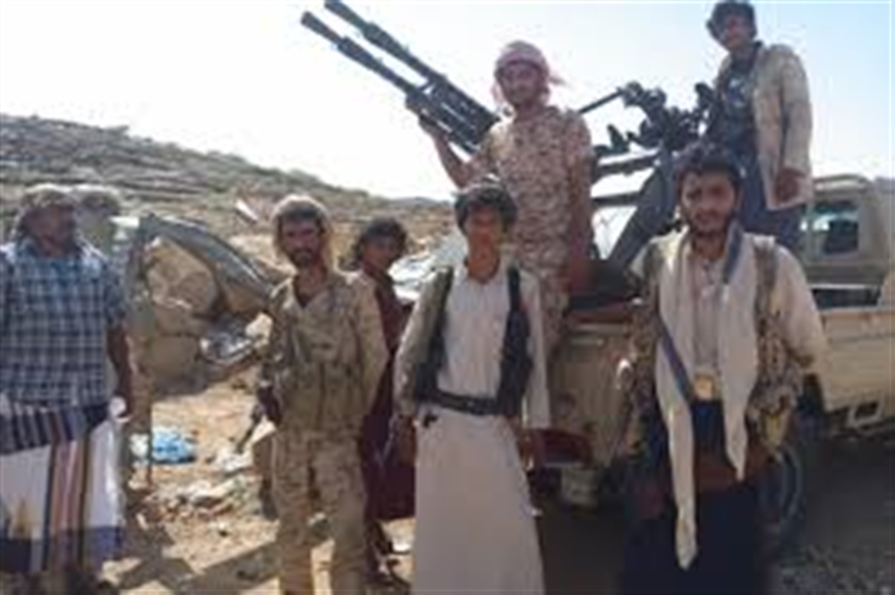 أسرى حوثيين بيد الجيش والقبائل في مارب