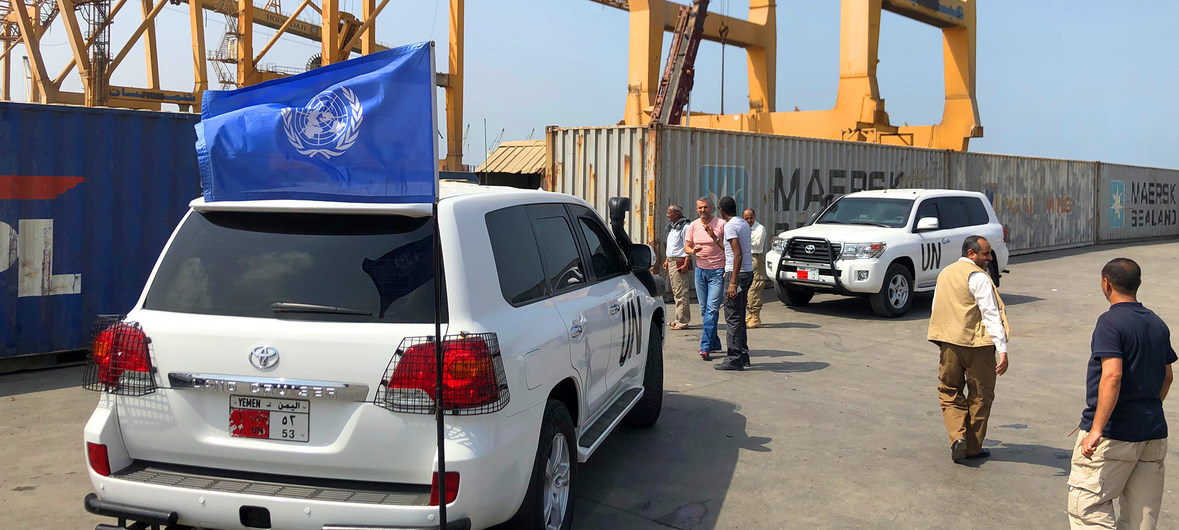 تفاصيل لقاء بين ممثلي الشرعية في لجنة تنسيق إعادة الانتشار وقيادة فريق المراقبين الدوليين بالحديدة