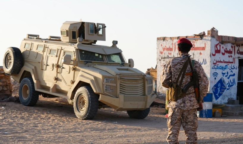 أبين ترحب بقوات «درع الوطن» وتؤكد توحيد الجهود لتعزيز الأمن والاستقرار