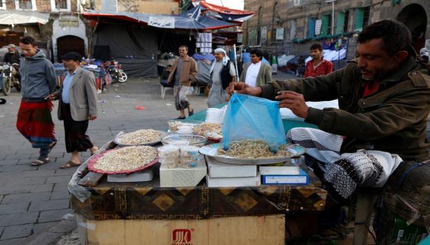الكشف عن أربع حالات إصابة جديدة بفيروس ”كورونا” في صنعاء وإب
