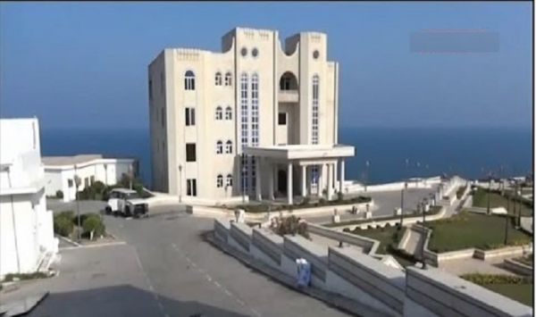 عاجل: الكشف عن عمليات اجتياح مسلح لما يسمى بانتقالي الجنوب لأهم مؤسسة رئاسية للشرعية بعدن