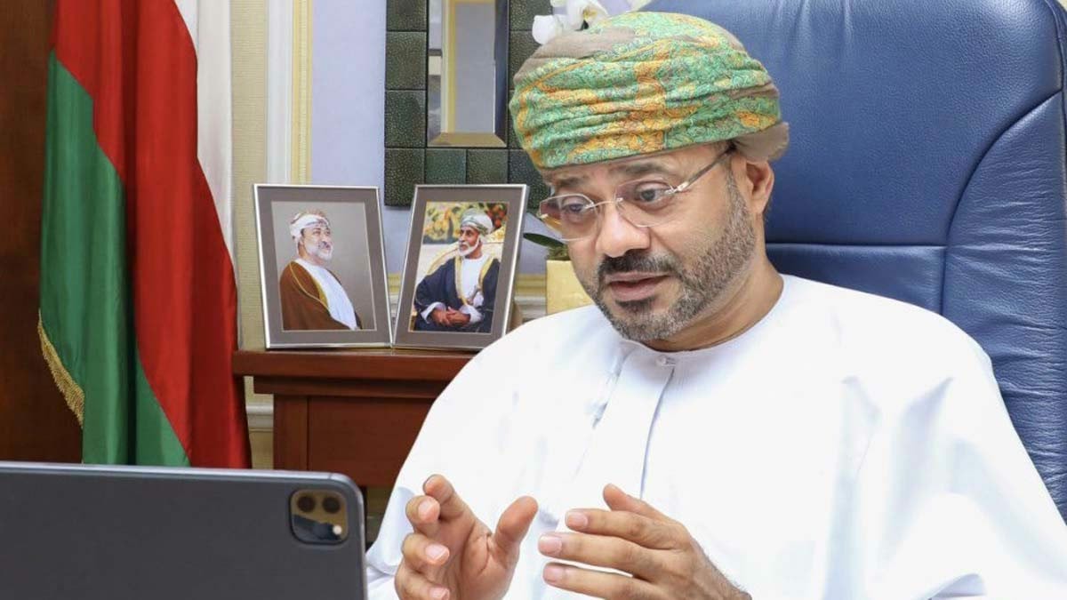 مسقط تعلن موقفها من تصنيف الحوثيين جماعة إرهابية