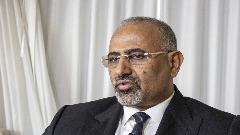 بيان عاجل للانتقالي بعد هروب عيدروس الزبيدي