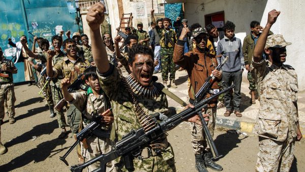 الميليشيا الحوثية تجند مرتزقة أفارقة للتجسس