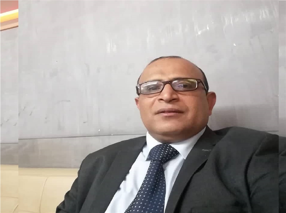 نقابة الصحفيين واتحاد الأدباء يدينان تهديد "علي ربيع" وأسرته بالقتل