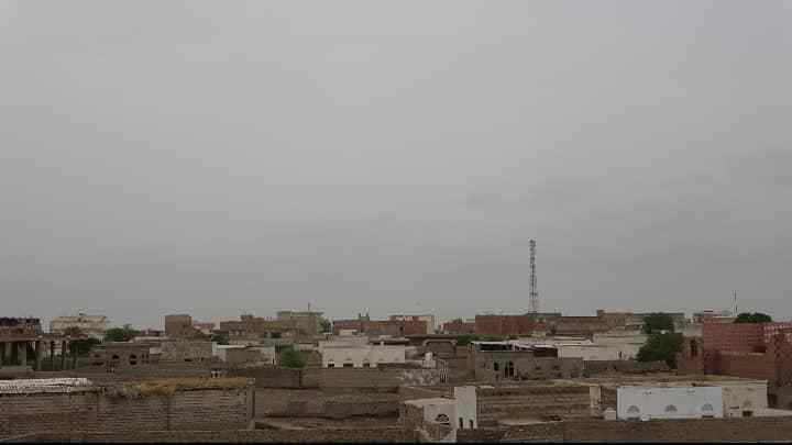 الحوثيون يستهدفون قرى ومزارع المواطنين جنوب الحديدة
