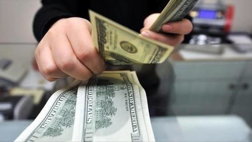  تراجع تحويلات اليمنيين بالخارج 80% في 4 أشهر
