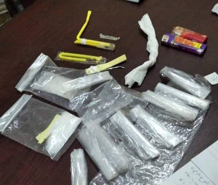 مكافحة المخدرات تضبط مروجيَن لمادة الشبو المخدر في المكلا