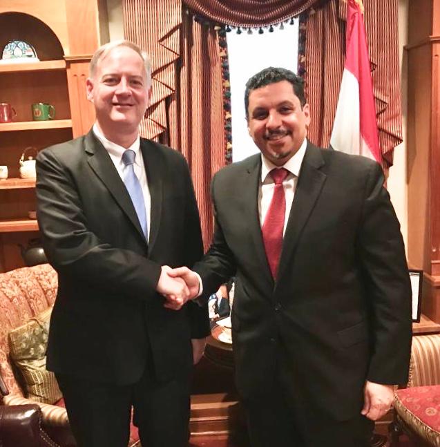 تعرف على شخصية السفير الأمريكي الجديد في اليمن واللغات التي يجيدها والدولة الخليجية التي قدم منها