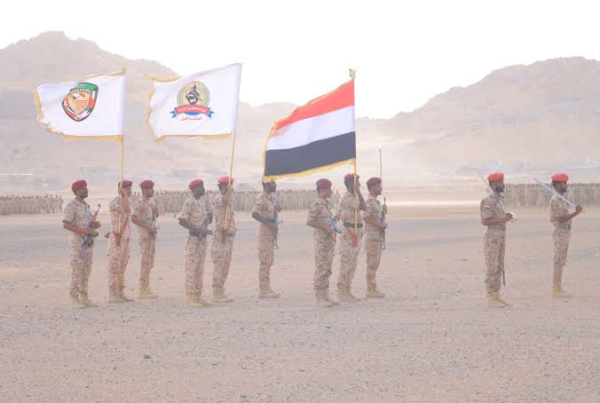 قوات الطوارئ تُنهي وجودها العسكري في حضرموت وتسلم مواقعها لقوات درع الوطن