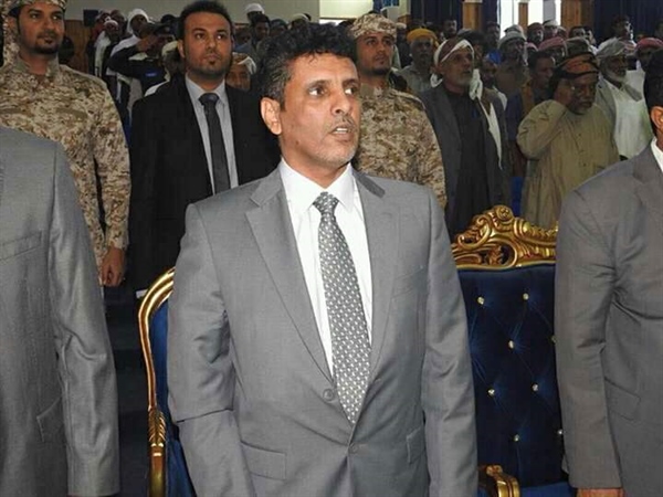 بعد إحالة اللواء خصروف للتحقيق..النيابة العامة توجه بالتحقيق مع محافظ المهرة لهذا السبب"وثيقة"
