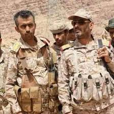 (فيديو) رئيس أركان الجيش يتفقد المواقع المتقدمة شرقي صنعاء
