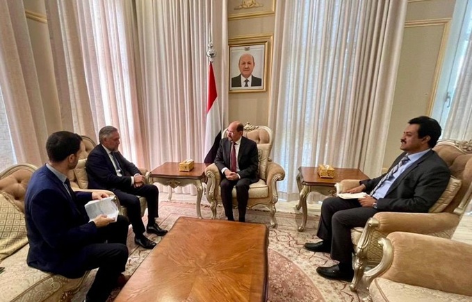 وزير الخارجية يبحث مع سفير الاتحاد الأوروبي سبل تعزيز التعاون ودعم مسار التعافي في اليمن