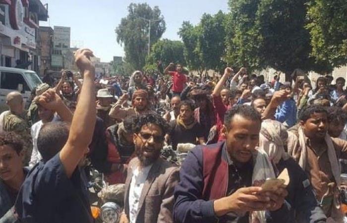 صنعاء تنتفض ضد الحوثيين للمطالبة بالقصاص من قتلة الأغبري