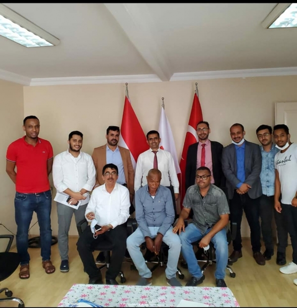 إعادة مواطن يمني لأهله في تركيا بعد 4 سنوات من فقدانه و4 أشهر من إقامة مراسم العزاء عليه