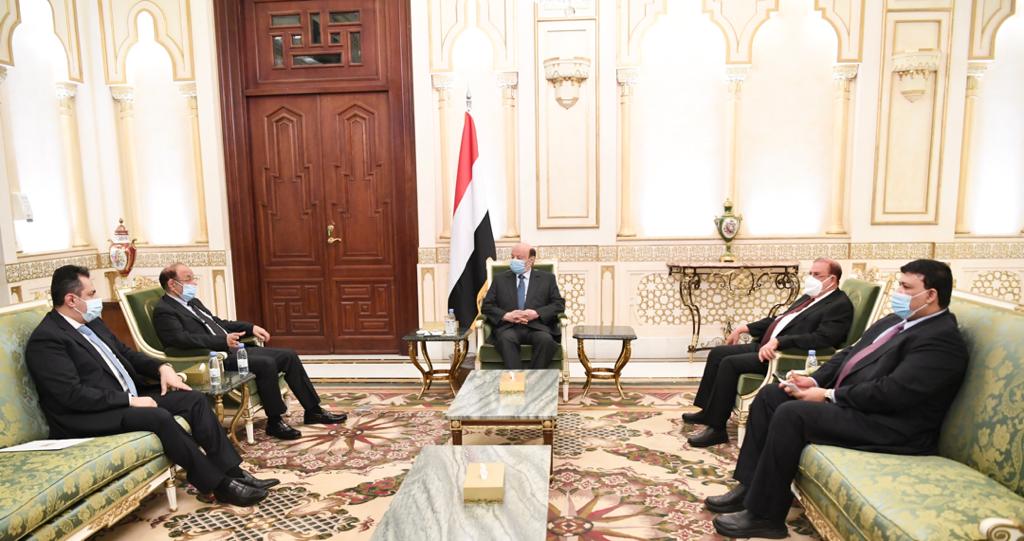  هادي: اتفاق الرياض يصب في مصلحة اليمنيين دون استثناء