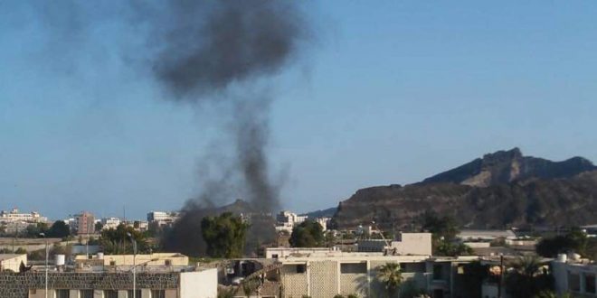 عاجل: انفجار عنيف يهز ادارة أمن في عدن 