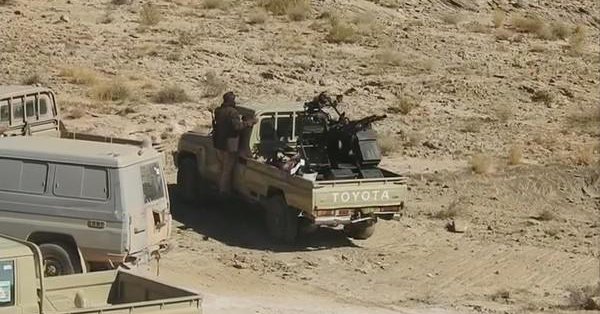الحوثيون يقصفون قرى مكتظة بالمدنيين في البيضاء ويدمرون مسجدا 