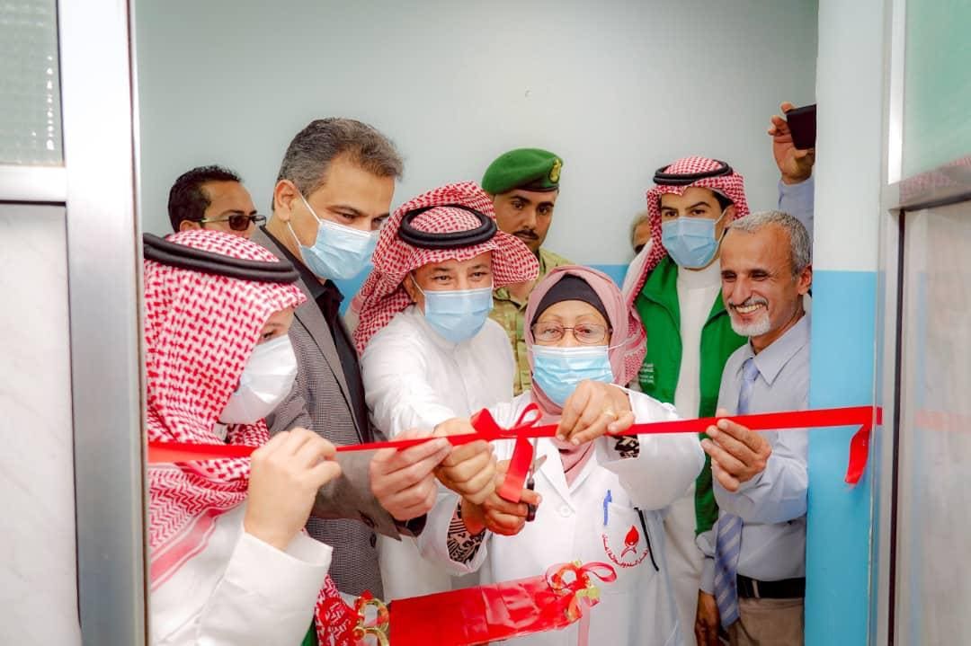 البرنامج السعودي لتنمية وإعمار اليمن يدشن مشروعين لدعم قطاعي التعليم والثروة السمكية في حضرموت