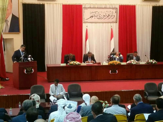 مصادر تكشف التفاصيل العاصفة التي دارت بين أعضاء البرلمان والحكومة حول توظيف الأٌقارب