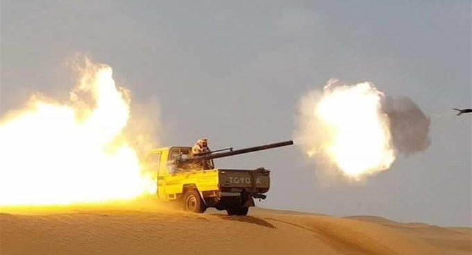 عشرات القتلى والجرحى من عناصر الحوثي بتجدد المواجهات العنيفة مع قوات الجيش في جبهات مأرب