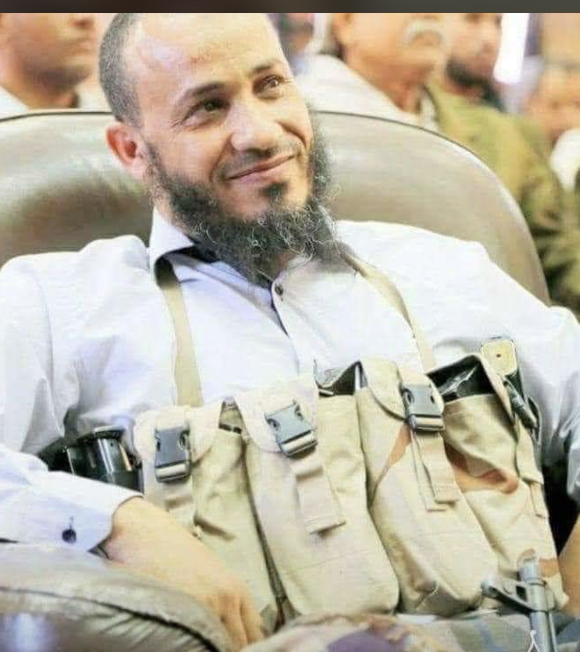  مقتل قائد في المقاومة بتعز برصاص أحد حراسته