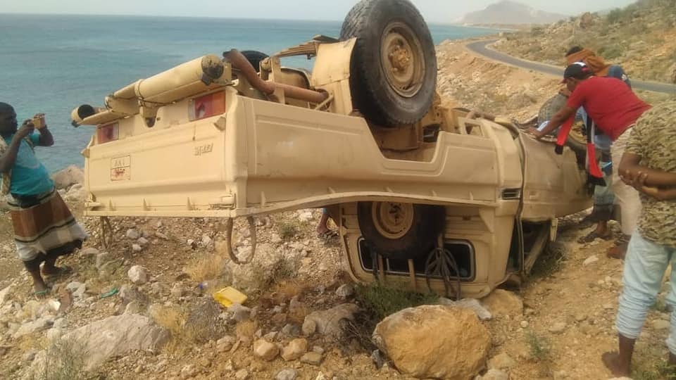 عاجل: جرحى في اشتباكات بين القوات الحكومية وقوات الإنتقالي بسقطرى
