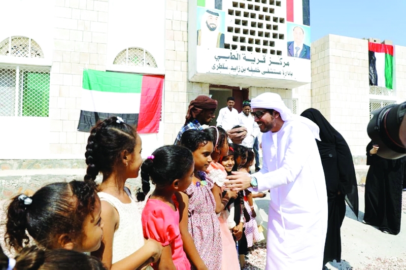 وفد إماراتي يزور سقطرى