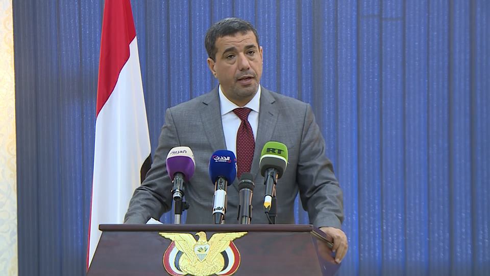 الحكومة: غريفيث انحرف بمسار مهمته ولم يعد محايداً