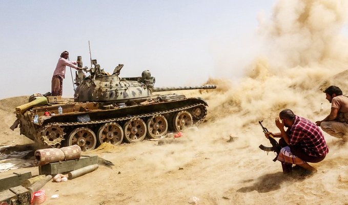 القوات الحكومية تعاود الهجوم العنيف وتتقدم في محيط زنجبار