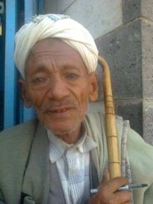  وفاة أشهر مراع " صاحب عين تكسر الحجر " في اليمن