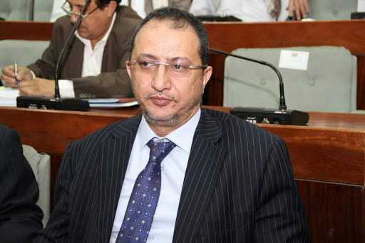 الحوثيون يقيلون وزير جديدا بعد شهر من وضعه تحت الإقامة الجبرية