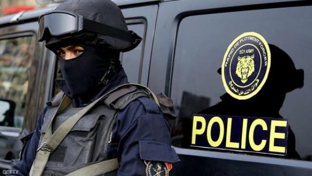 الشرطة المصرية تلقي القبض على قتلة "دكتور يمني".. وتكشف ملابسات الحادثة