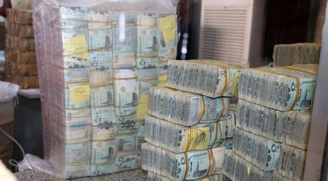 انهيار متواصل للريال اليمني مقابل العملات الأجنبية (اسعار الصرف)