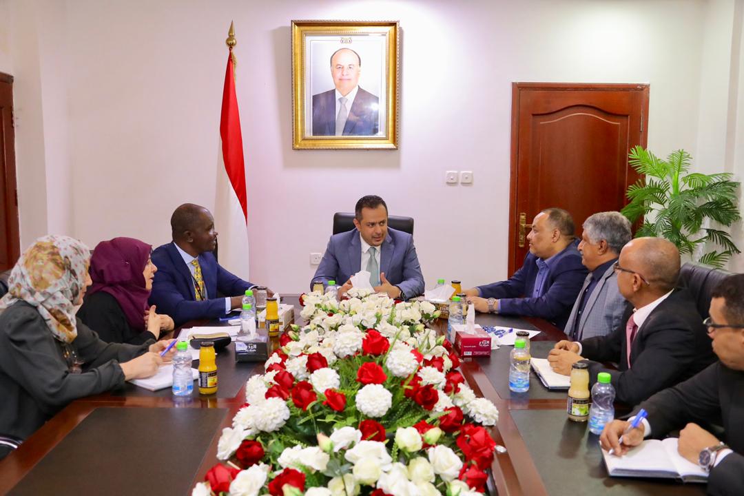 معين يترأس لقاءاً ضم الصندوق الأممي للسكان والمجلس الوطني للسكان