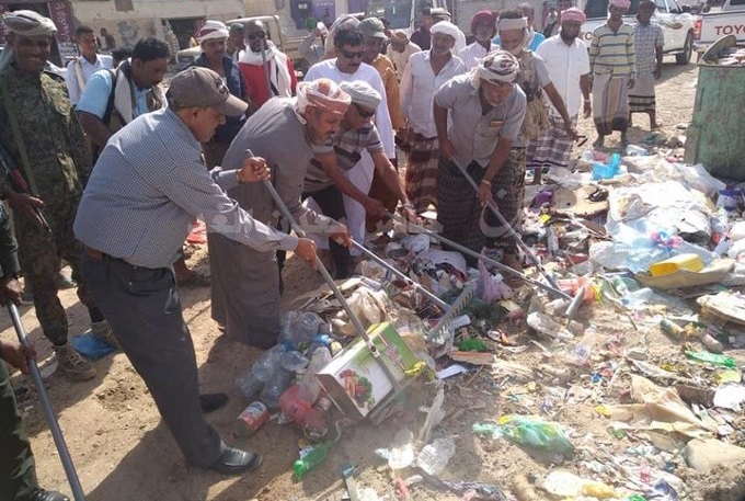 حاكم سقطرى يدشن أول أعماله