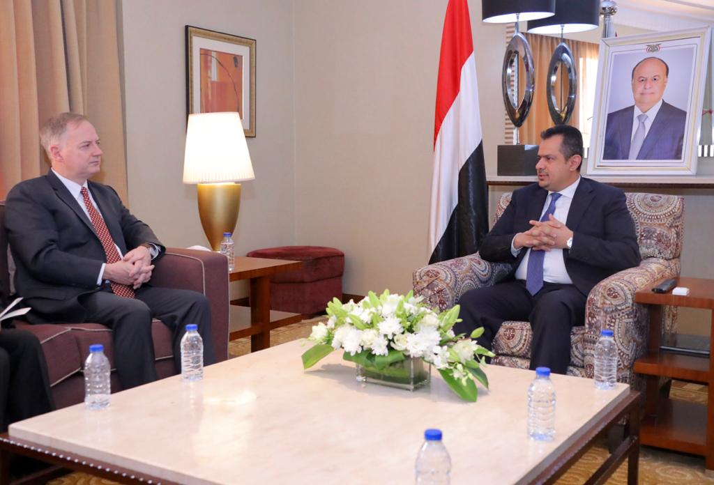  الشرعية: تصعيد الحوثيين تهرب من استحقاقات السلام