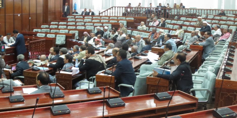 تحركات جديدة للحكومة الشرعية ... إستئناف انعقاد جلسات مجلس النواب 