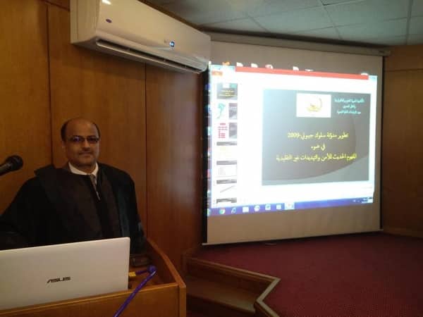 يعده اليمنيون من أهم المحللين العسكريين: الدكتوراة للباحث علي الذهب من جمهورية مصر