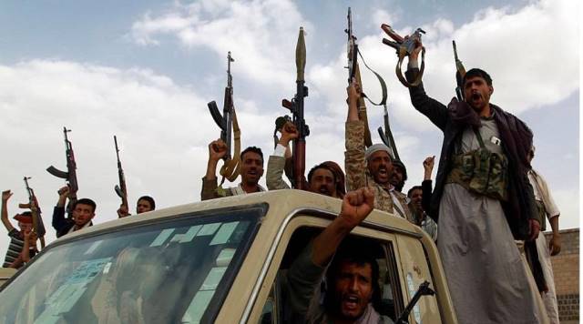 أهالي منطقة الافيوش في مذيخرة إب يشكون انتهاكات قيادات متحوثة