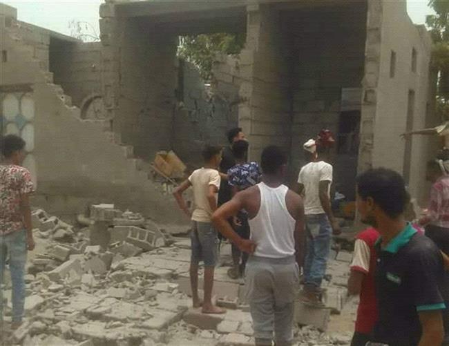 الحوثيون يقصفون منازل المواطنين جنوب الحديدة 