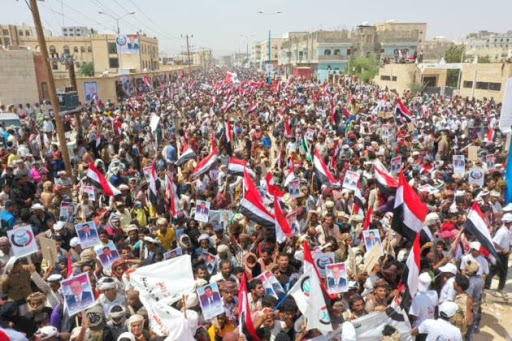 الائتلاف الوطني يتهم الانتقالي باستخدام العنف ضد متظاهريه في سيئون
