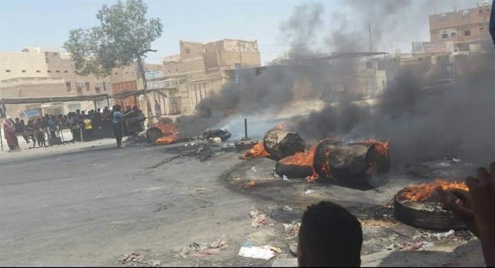 الائتلاف الجنوبي: الانتقالي استخدم "الإرهاب والعنف" تجاه المتظاهرين
