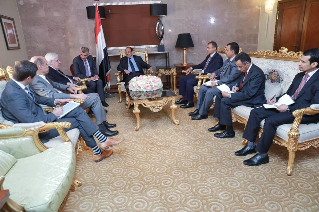 محسن يلتقي مبعوث الأمم المتحدة إلى اليمن