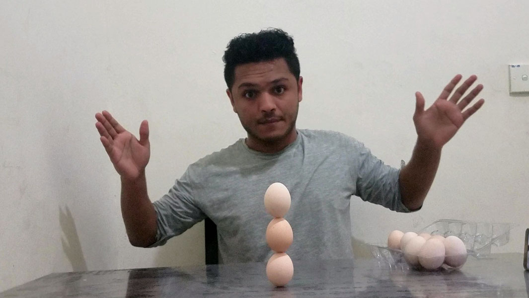 البيض المتوازن يدخل يمنيا موسوعة غينيس ( فيديو وصور)